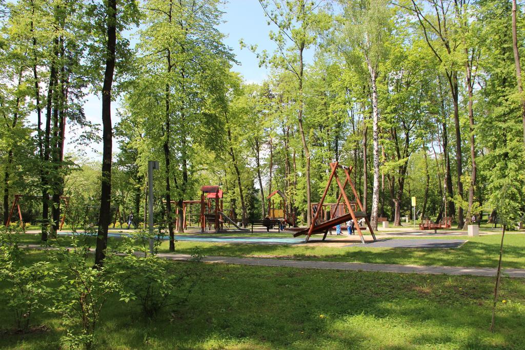Uroczy Domek Z Ogrodem I Tarasem Myslenice Bilik gambar