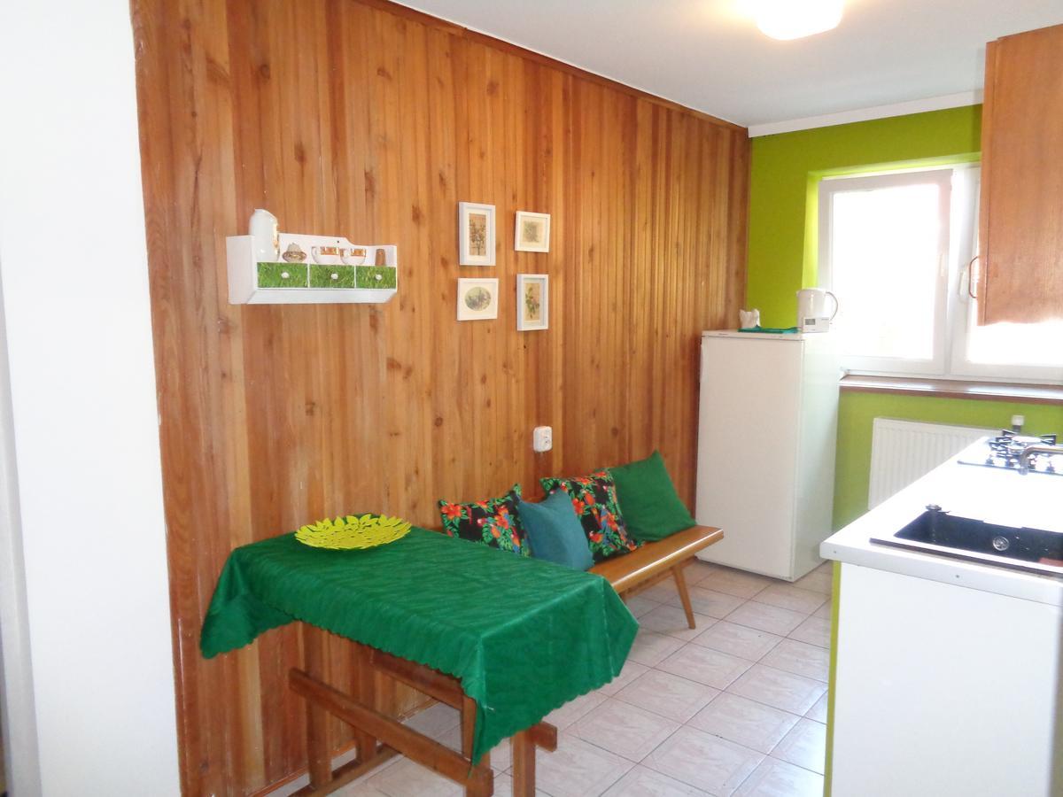 Uroczy Domek Z Ogrodem I Tarasem Myslenice Luaran gambar